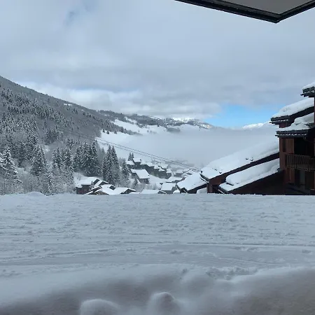 Skis Aux Pieds * Valmorel