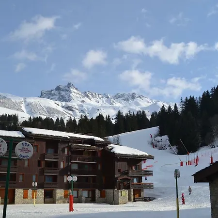 Skis Aux Pieds Lägenhet Valmorel